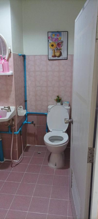 Jatuporn A3 Apartment Rangsit Bagian luar foto