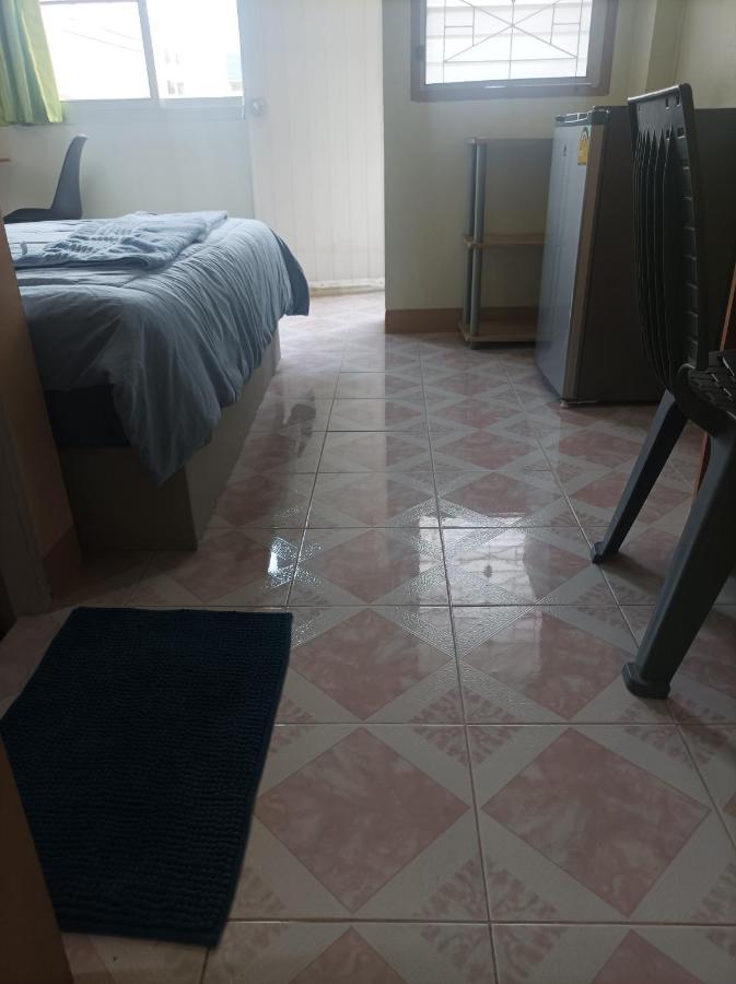 Jatuporn A3 Apartment Rangsit Bagian luar foto