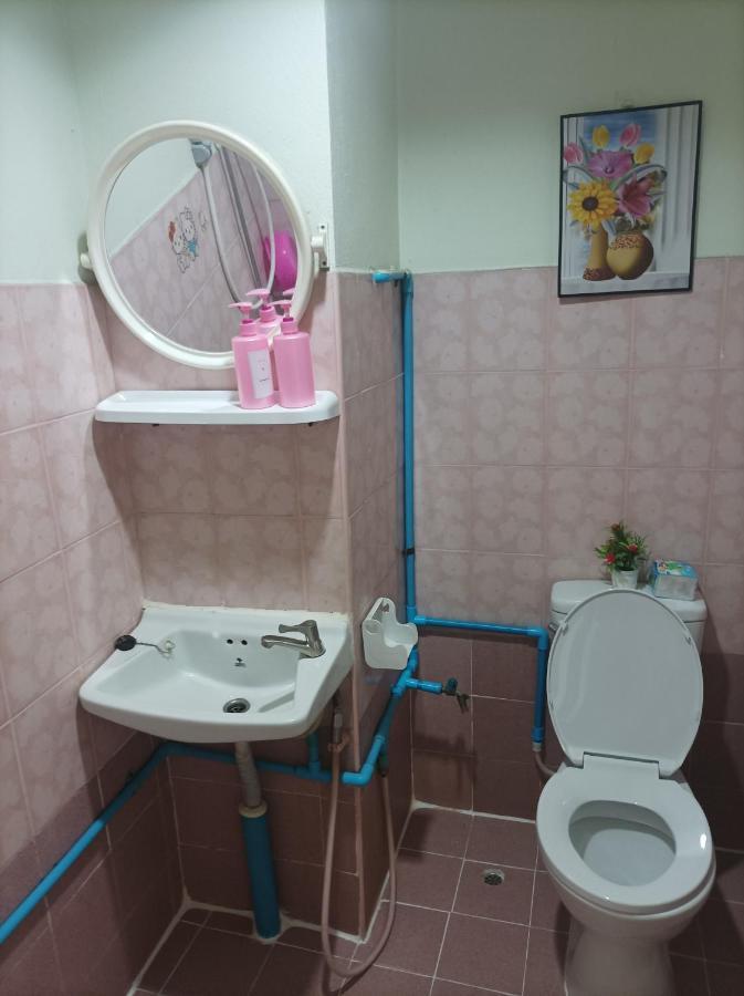 Jatuporn A3 Apartment Rangsit Bagian luar foto