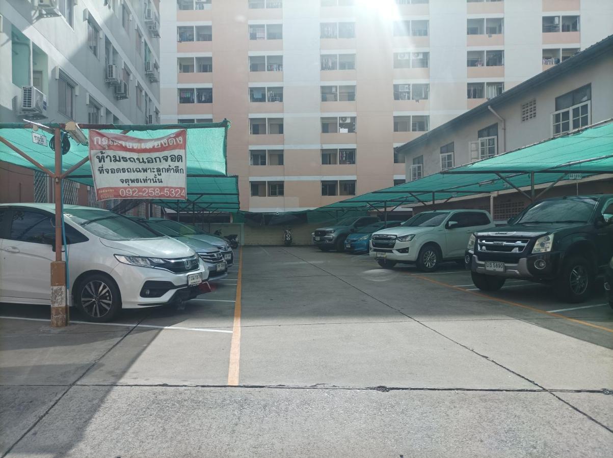 Jatuporn A3 Apartment Rangsit Bagian luar foto